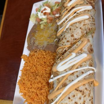 El Maguey Cantina - Mexican Near Me - Pontiac, Michigan El Maguey Cantina - Mexican Near Me - Pontiac, Michigan
