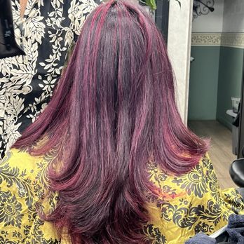 The Hair Place - Women's Haircut - Hair Salons Near Me - Burbank, California The Hair Place - Women's Haircut - Hair Salons Near Me - Burbank, California