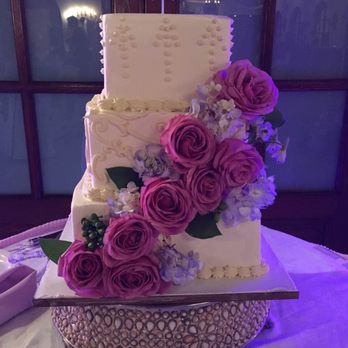 Douglaston Manor - Venues & Event Spaces Near Me - Douglaston, New York
