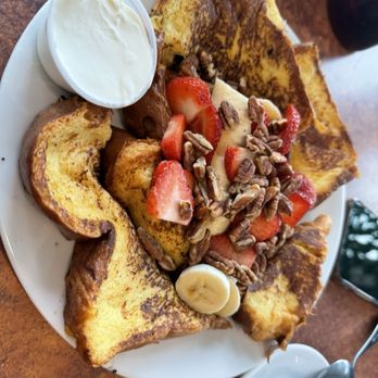Maywood Pancake House - Gluten Free French Toast - Breakfast & Brunch Near Me - Maywood, New Jersey