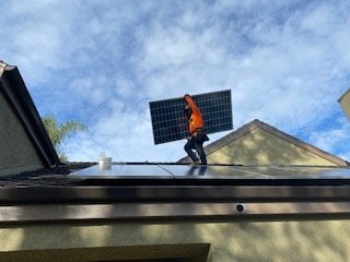 Slide of Shneyder Solar