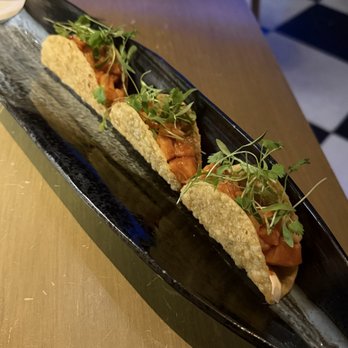 Mrs Fish - salmon tartare tacos - Cocktail Bars Near Me - Los Angeles, California