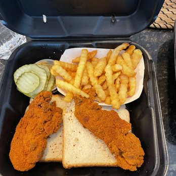 Dave's Hot Chicken - Lite mild two tender - Chicken Shop Near Me - Milwaukee, Wisconsin