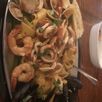 Bizzarro Pasta & Pizza - Second course- the Linguini Fradivolo Red- two words: exquisitely delicious - Pizza Near Me - Satellite Beach, Florida Bizzarro Pasta & Pizza - Second course- the Linguini Fradivolo Red- two words: exquisitely delicious - Pizza Near Me - Satellite Beach, Florida