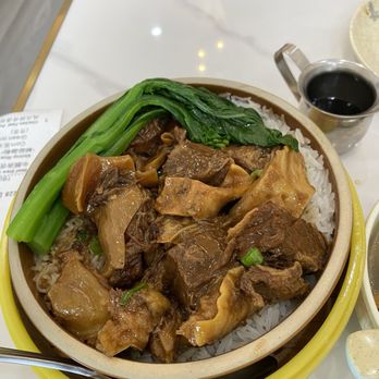Noriega Star Restaurant - beef stew with steamed rice - Chinese Near Me - San Francisco, California Noriega Star Restaurant - beef stew with steamed rice - Chinese Near Me - San Francisco, California