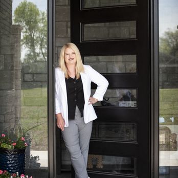 Rani Hall - Solid Rock Realtors - Real Estate Agents Near Me - Owasso, Oklahoma Rani Hall - Solid Rock Realtors - Real Estate Agents Near Me - Owasso, Oklahoma
