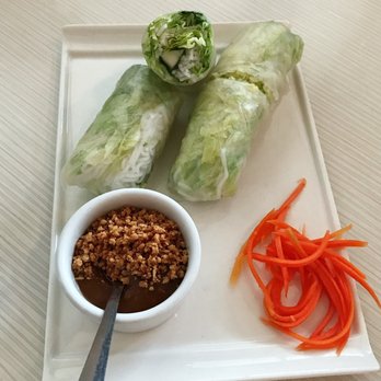 Basilic Vietnamese Grill - Fresh rolls with peanut sauce - Vietnamese Near Me - North Miami, Florida Basilic Vietnamese Grill - Fresh rolls with peanut sauce - Vietnamese Near Me - North Miami, Florida