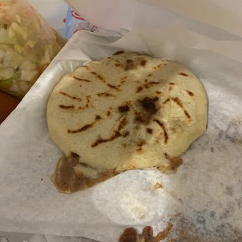 Playa Dorada - Pupusas de frijol y queso. - Salvadoran Near Me - Los Angeles, California