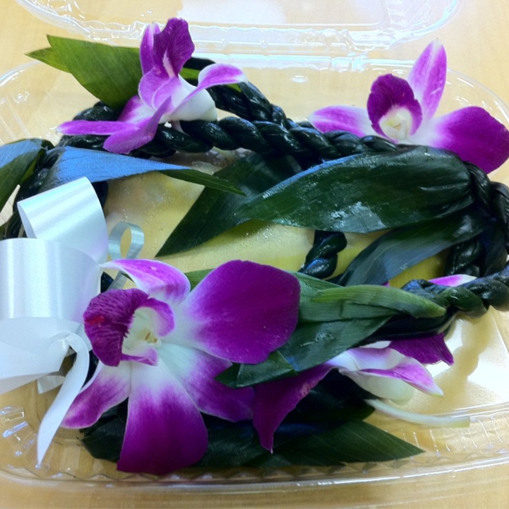 Aloha Leis - Single Tea Leaf Lei - Flowers & Gifts Near Me Aloha Leis - Single Tea Leaf Lei - Flowers & Gifts Near Me