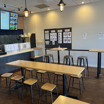 Sumiya Bento - General indoor dining layout - Japanese Near Me - Milpitas, California