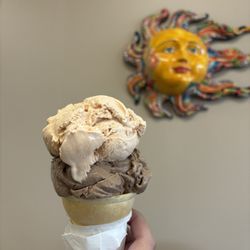 Chris' Ice Cream - Ice cream, size small