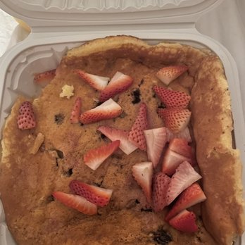 Roasters 'N Toasters - Pinecrest - I ordered pancakes with strawberries and blueberries on top. Which of course I paid extra for. - Bagels Near Me - Miami, Florida