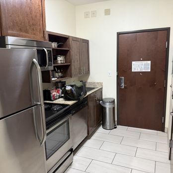 Home Away Suites - Kitchen - Hotels Near Me - Enid, Oklahoma Home Away Suites - Kitchen - Hotels Near Me - Enid, Oklahoma