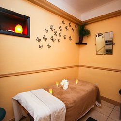Mel Youngs, DC PA - Massage Therapy Room