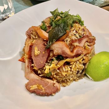 Baan Siam - Basil Fried Rice with Smoked Duck - Smoked Duck, Rice, Green Beans, Basil, Egg, Green & Red Peppers, Chili Garlic Sauce - Thai Near Me - Washington, DC, District of Columbia