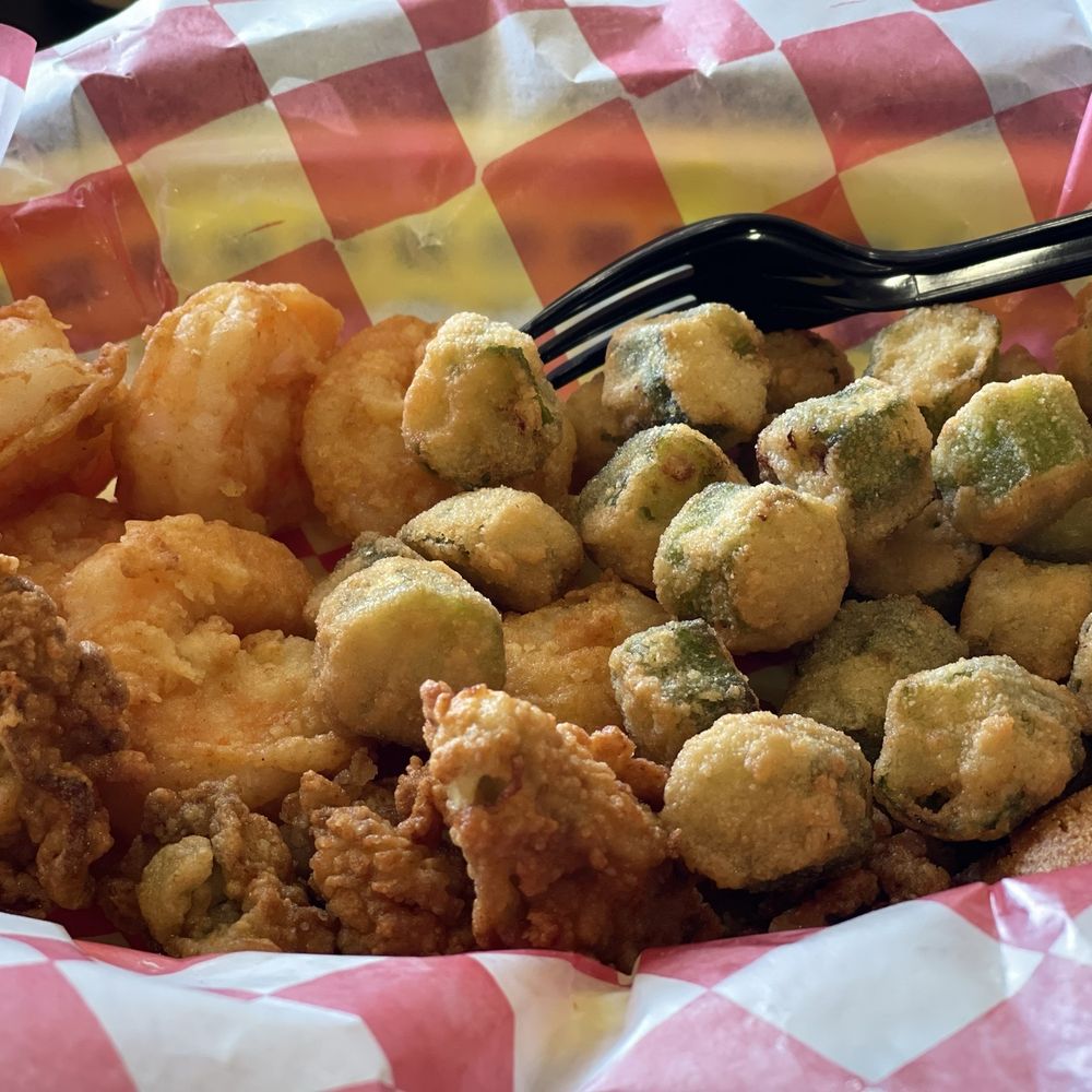 Bubba's Shrimp Shack - Shrimp Large Shrimp & Oyster Basket - Seafood Near Me - Fredericksburg, Virginia Bubba's Shrimp Shack - Shrimp Large Shrimp & Oyster Basket - Seafood Near Me - Fredericksburg, Virginia