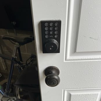 Tidy Handyman - And the installed keyless entry - Electricians Near Me Tidy Handyman - And the installed keyless entry - Electricians Near Me
