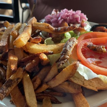 Train Wreck Bar - Elk burger at Train Wreck Bar - Sports Bars Near Me - Burlington, Washington Train Wreck Bar - Elk burger at Train Wreck Bar - Sports Bars Near Me - Burlington, Washington