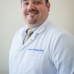 Arnold Brizuela, MD