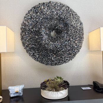 Embassy Suites by Hilton Denton Convention Center - Lobby decor - Hotels Near Me - Denton, Texas Embassy Suites by Hilton Denton Convention Center - Lobby decor - Hotels Near Me - Denton, Texas
