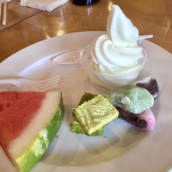 Mizumi - Sushi Bars Near Me - Little Neck, New York