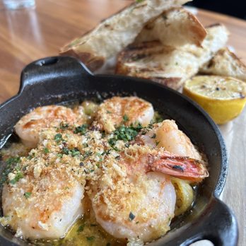 North Italia - Shrimp scampi small plate - Italian Near Me - McLean, Virginia