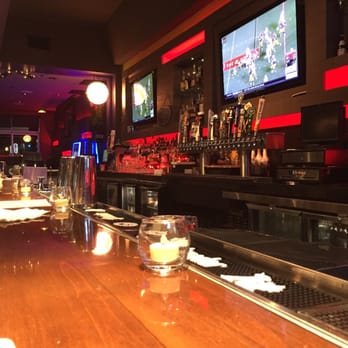 28 West - Drinks - Sports Bars Near Me - Alhambra, California