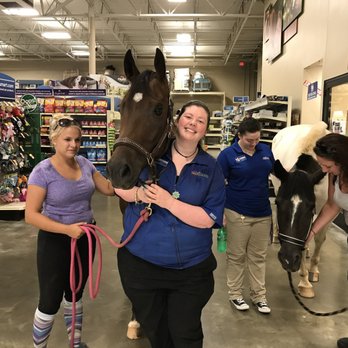 PetSmart - Pet Training Near Me - Germantown, Maryland PetSmart - Pet Training Near Me - Germantown, Maryland