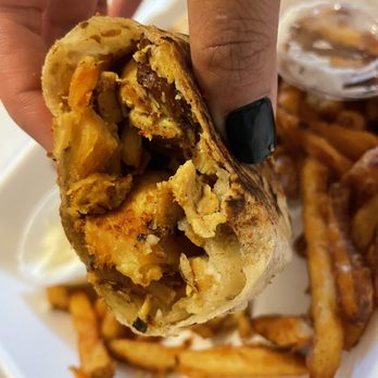 Kababchi Grill - Chicken Tikka Sandwich - Middle Eastern Near Me - San Antonio, Texas Kababchi Grill - Chicken Tikka Sandwich - Middle Eastern Near Me - San Antonio, Texas
