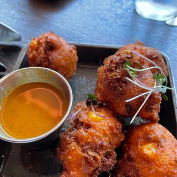 Bosscat Kitchen & Libations - New American Near Me - Irvine, California