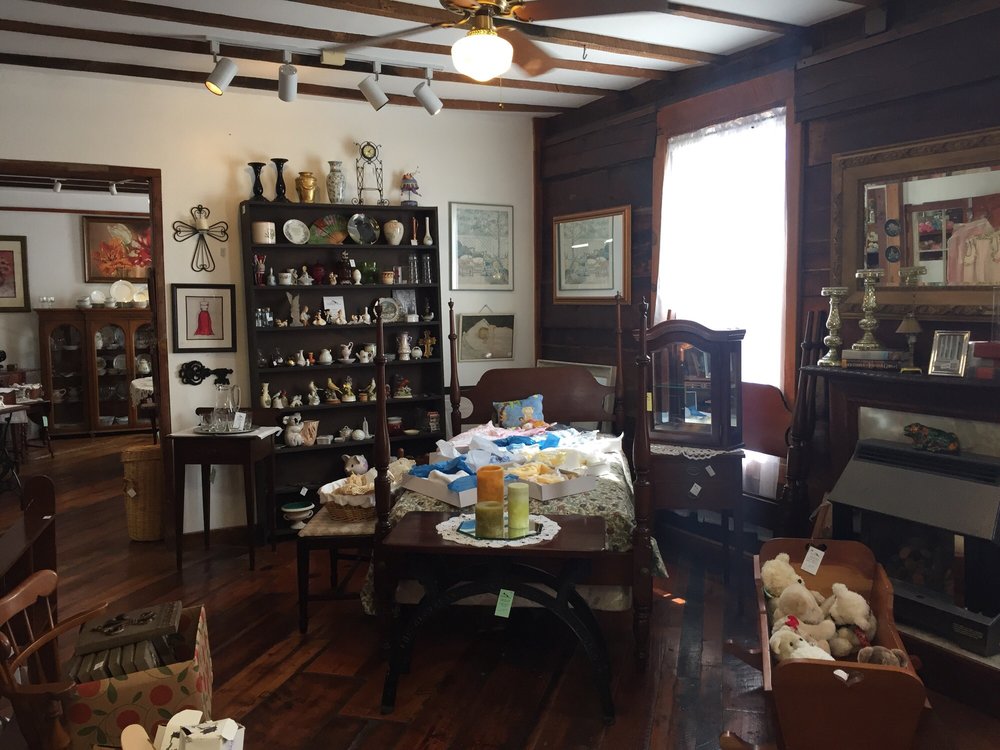 AUXILIARY ATTIC Updated October 2024 381 Millwood Ave, Winchester