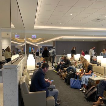 United Club - Of course crowded since only United location on C - Airport Lounges Near Me - Chicago, Illinois United Club - Of course crowded since only United location on C - Airport Lounges Near Me - Chicago, Illinois