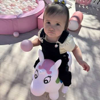 Meilani’s Playland - Birthday girl enjoying herself - Bounce House Rentals Near Me Meilani’s Playland - Birthday girl enjoying herself - Bounce House Rentals Near Me