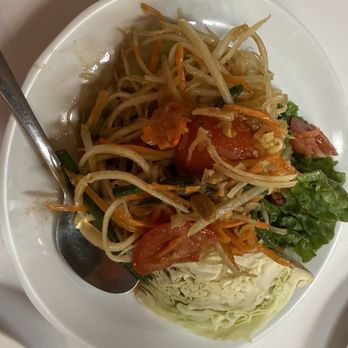 Khun Dang Restaurant - 23. Papaya Salad very spicy - Thai Near Me - North Hollywood, California Khun Dang Restaurant - 23. Papaya Salad very spicy - Thai Near Me - North Hollywood, California