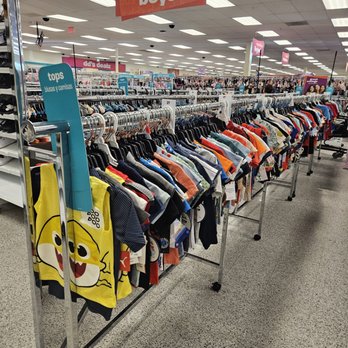 dd's DISCOUNTS - Boys area - Discount Store Near Me - San Fernando, California dd's DISCOUNTS - Boys area - Discount Store Near Me - San Fernando, California