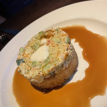 Yard House - Cali Roll Stack - New American Near Me - San Antonio, Texas