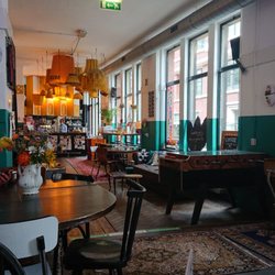 Hostel Room - The bar... Feels like a dutch living room
