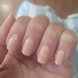 Rose Nail Salon - Clean and natural look.