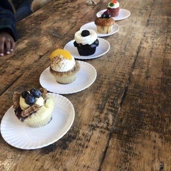 Molly's Cupcakes - Cupcakes Near Me - Chicago, Illinois Molly's Cupcakes - Cupcakes Near Me - Chicago, Illinois