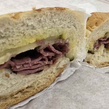 Dave's Deli Catering - Hot pastrami - Delis Near Me - Los Angeles, California Dave's Deli Catering - Hot pastrami - Delis Near Me - Los Angeles, California