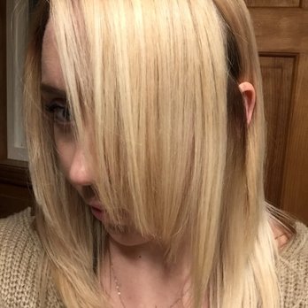 Salon Luna - If she had just looked at my layers this could have been avoided - Blow Dry/Out Services Near Me - Bellmore, New York