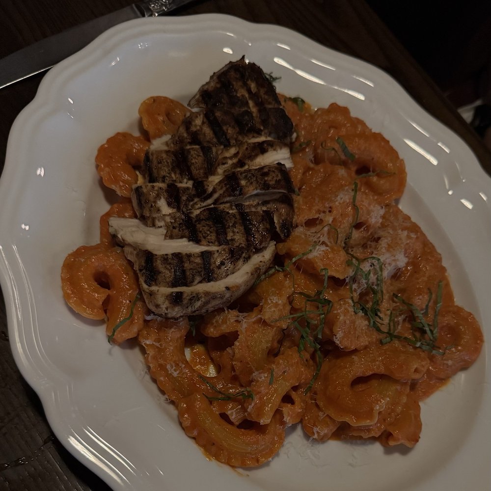 Giuliettas - Rigatoni Alla Vodka with Chicken - Italian Near Me - Lawrenceburg, Indiana Giuliettas - Rigatoni Alla Vodka with Chicken - Italian Near Me - Lawrenceburg, Indiana