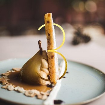 La Maison de Petit Pierre - N*3Poire Pochée caramel & ses épices de Noël - French Near Me - Béziers, 34 La Maison de Petit Pierre - N*3Poire Pochée caramel & ses épices de Noël - French Near Me - Béziers, 34
