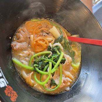5 POT - spinach, konjak noodles, beef - Hot Pot Near Me - Pasadena, California 5 POT - spinach, konjak noodles, beef - Hot Pot Near Me - Pasadena, California