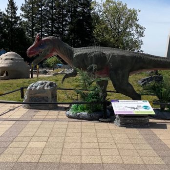 Lawrence Hall of Science - Outdoor dinosaur exhibit - Children's Museums Near Me - Berkeley, California Lawrence Hall of Science - Outdoor dinosaur exhibit - Children's Museums Near Me - Berkeley, California