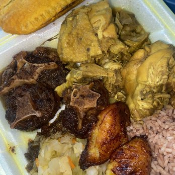 Irie Carribean - Oxtail and curry chicken with beef patty - Caribbean Near Me - Woodbridge, Virginia Irie Carribean - Oxtail and curry chicken with beef patty - Caribbean Near Me - Woodbridge, Virginia