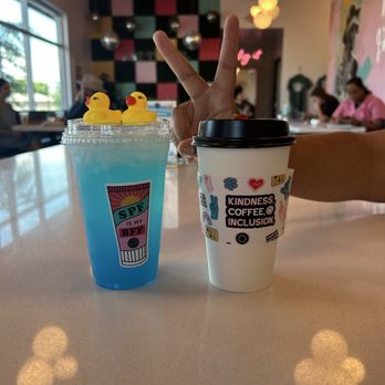 Dig it Coffee - Bathwater Lemonade, Dirt Cup Hot Cocoa - Coffee & Tea Near Me - Las Vegas, Nevada Dig it Coffee - Bathwater Lemonade, Dirt Cup Hot Cocoa - Coffee & Tea Near Me - Las Vegas, Nevada