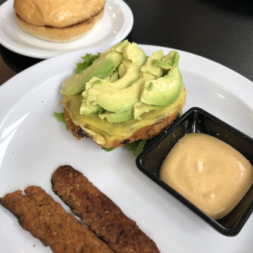 4th & State - Veggie Burger with Bacun (1/17/2020) - Vegan Near Me - Columbus, Ohio 4th & State - Veggie Burger with Bacun (1/17/2020) - Vegan Near Me - Columbus, Ohio