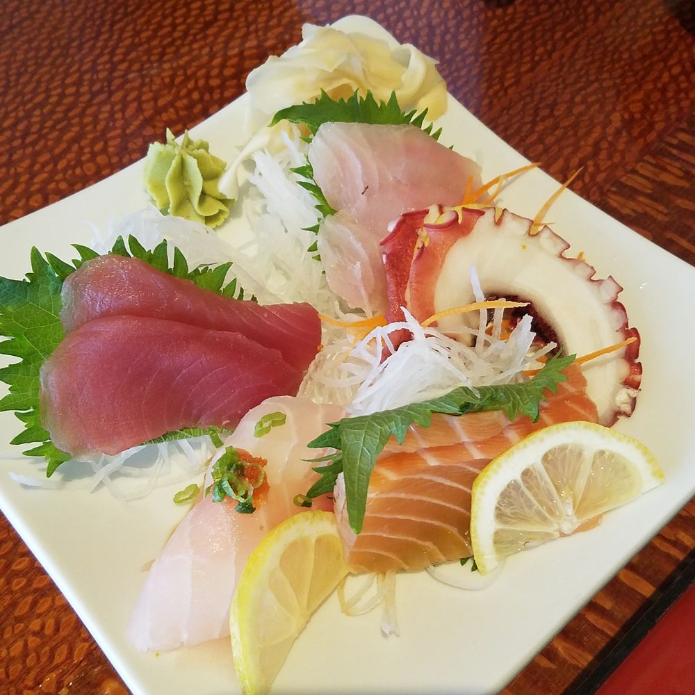 Banzai Sushi - sashimi combo plate - Sushi Bars Near Me - Denver, Colorado Banzai Sushi - sashimi combo plate - Sushi Bars Near Me - Denver, Colorado