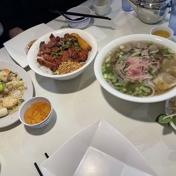 Royal Pho - Vietnamese Near Me - Hamilton, Ontario